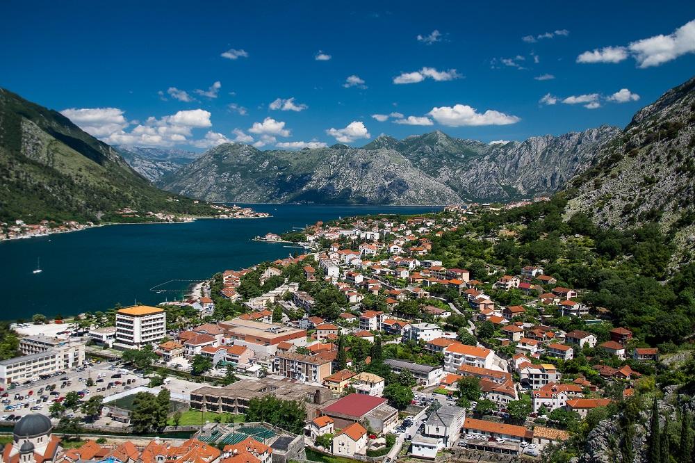 Montenegró, a fekete-hegyek országa